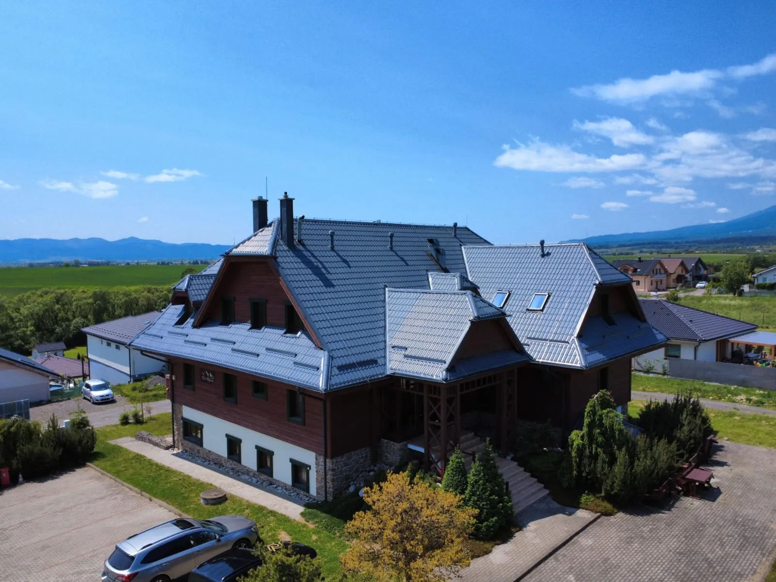 Araya Mlynica - Výhľad na Vysoké Tatry